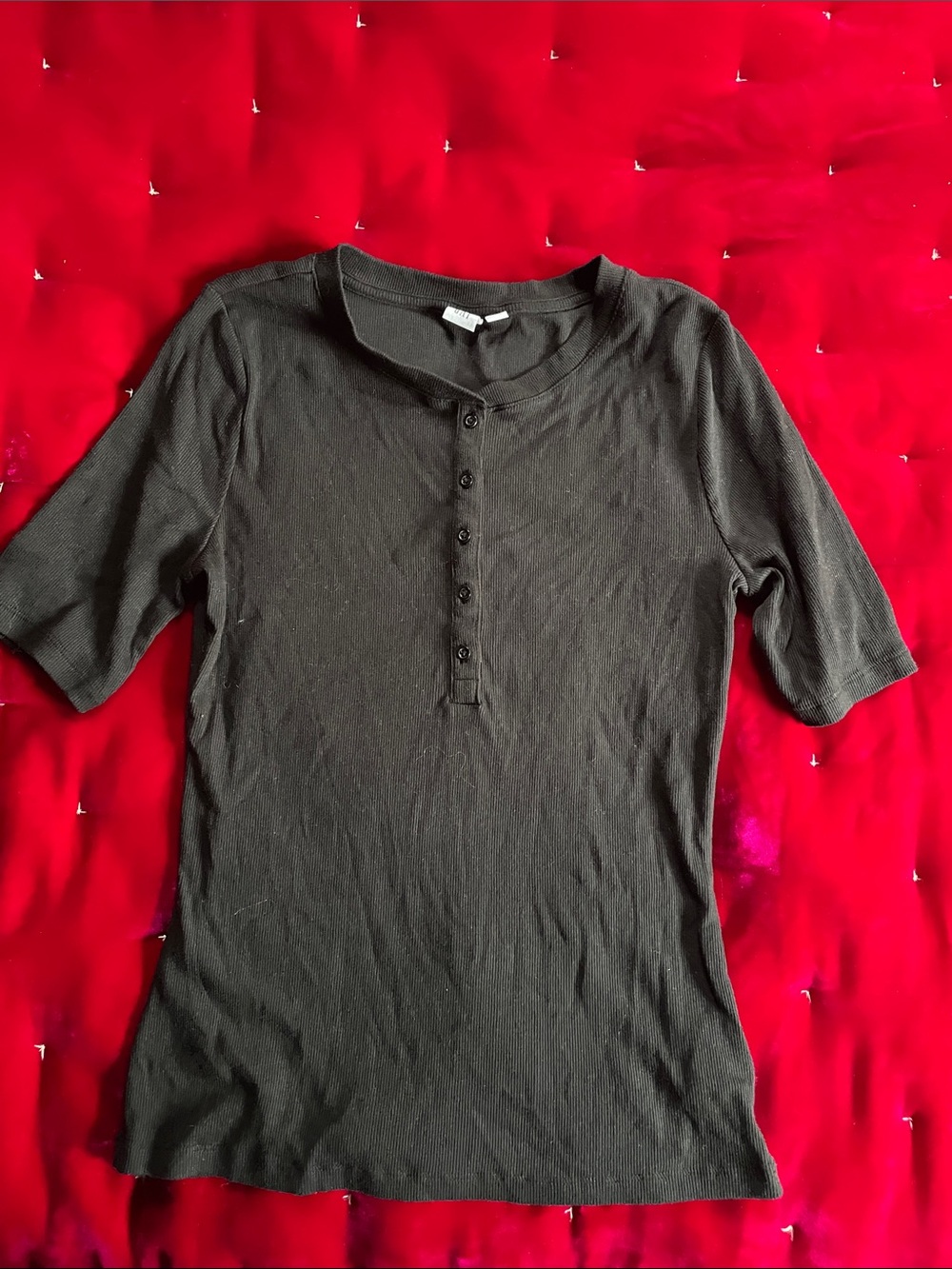 GAP Black Ribbed Henley Top